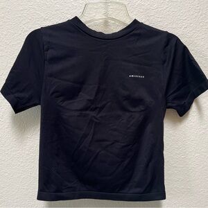 Women’s Seamless Fitted Tee